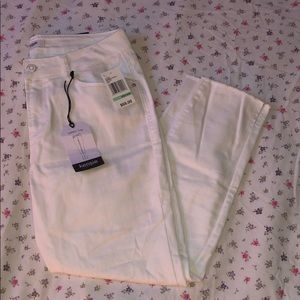 Kensie Skinny Crop Jeans - White
